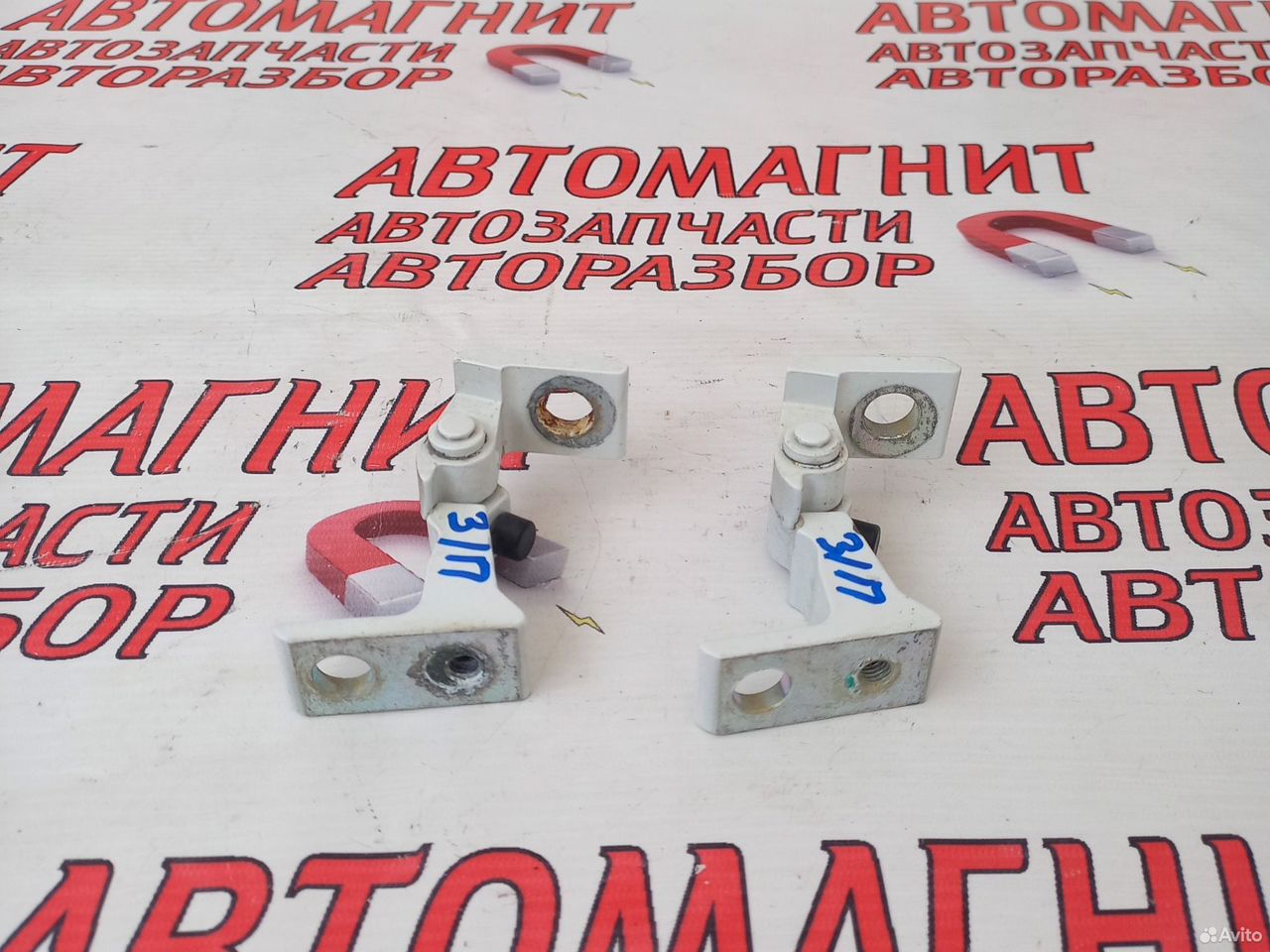 Петля двери задней правой Шкода Октавия А7