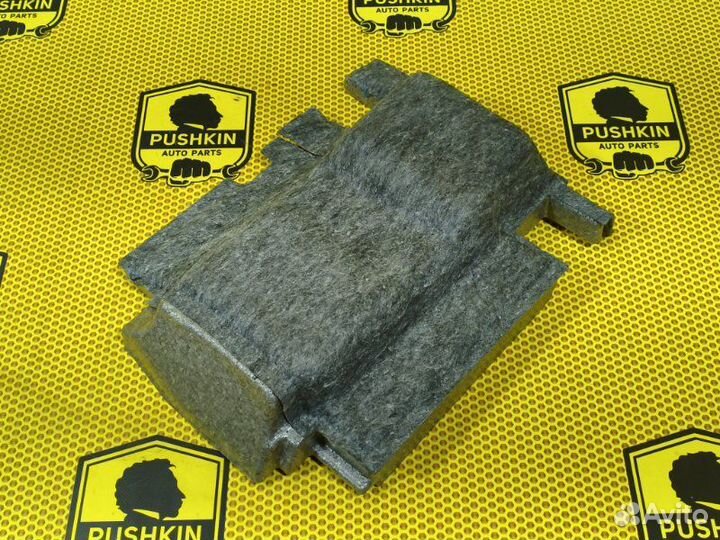 Шумоизоляция пола салона задняя левая Renault