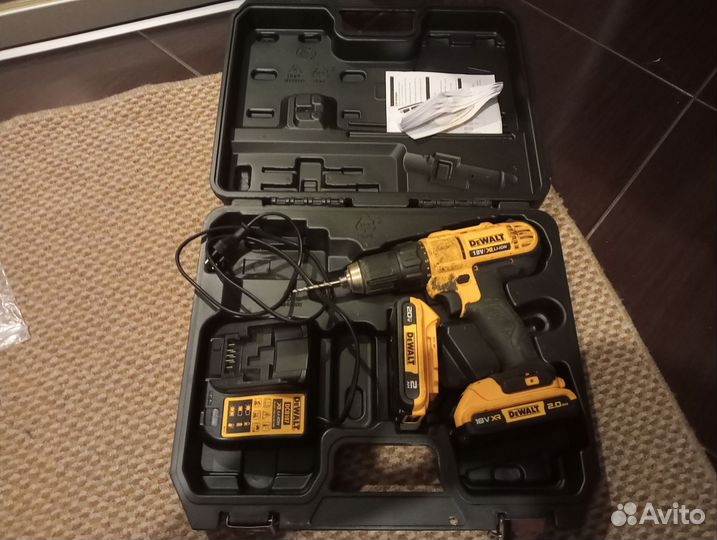 Шуруповерт dewalt