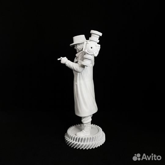 Коллекционная фигурка Karl Heisenberg в грунте