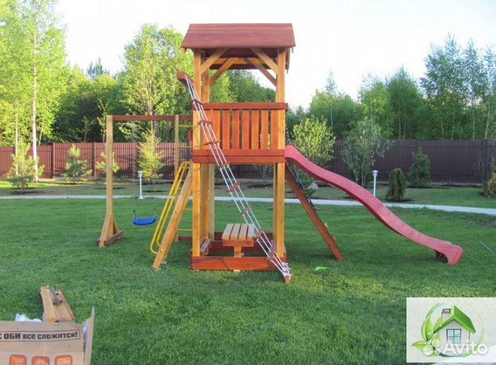 Детская площадка с горкой