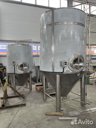 Цкт цилиндро-конический танк 2000 литров