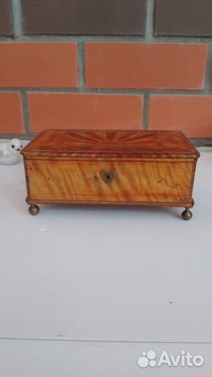 Шкатулка деревянная старинная