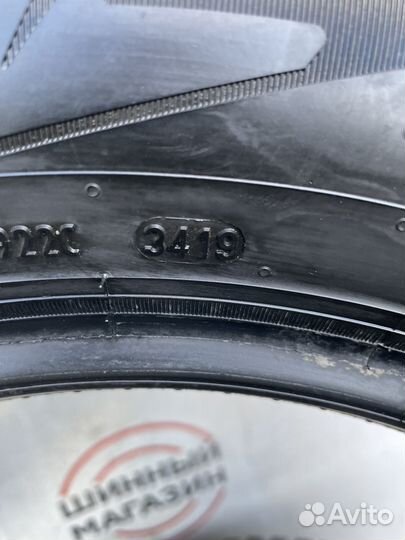 Pirelli Ice Zero 2 215/60 R16 99T