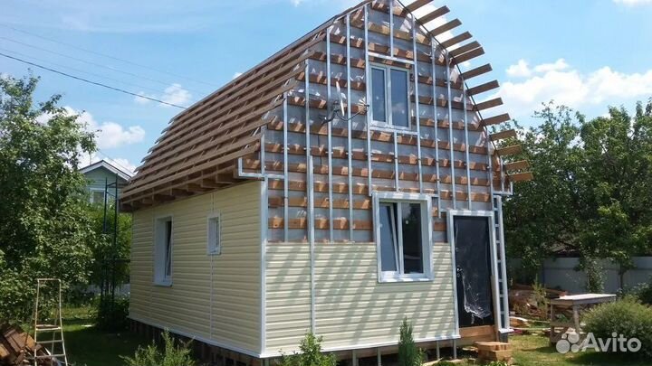 Бригада строителей