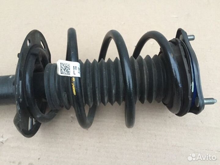 Амортизатор подвески передний левый Honda Accord