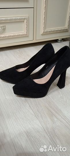 Продаю обувь