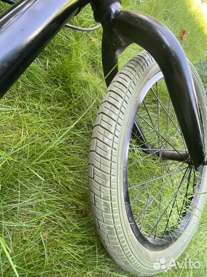 Трюковой велосипед bmx Haro