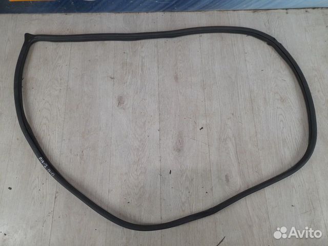 Уплотнитель перед проема двери Kia RIO 2 Прав