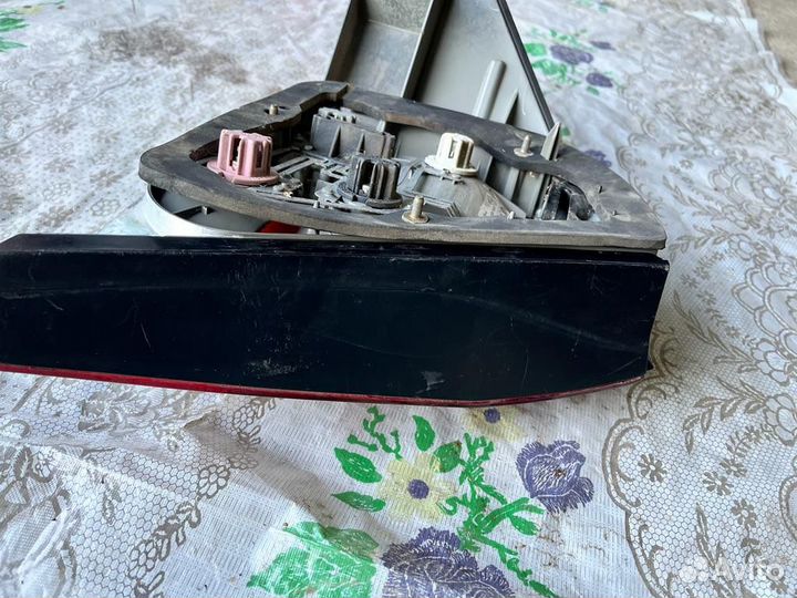 Фонарь задний правый Mersedes S-class w220