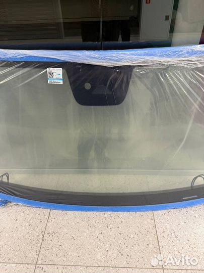 Лобовое стекло Geely Monjaro