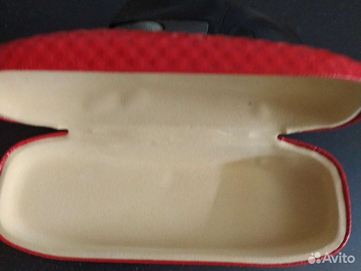 Футляр для очков