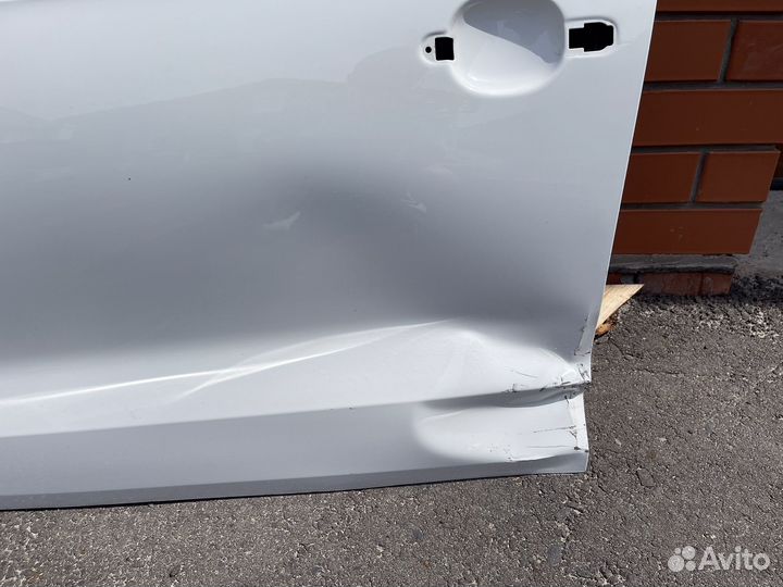 Дверь передняя левая на volkswagen polo 5