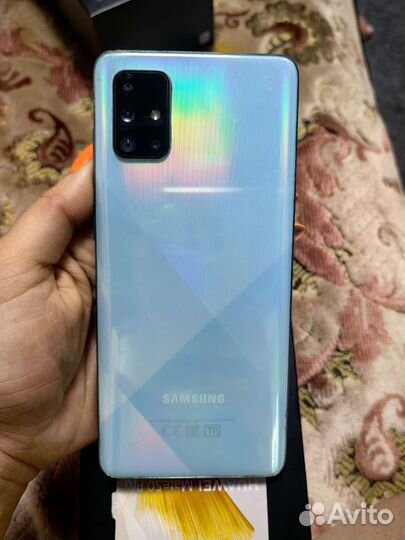 Телефон Samsung А 71