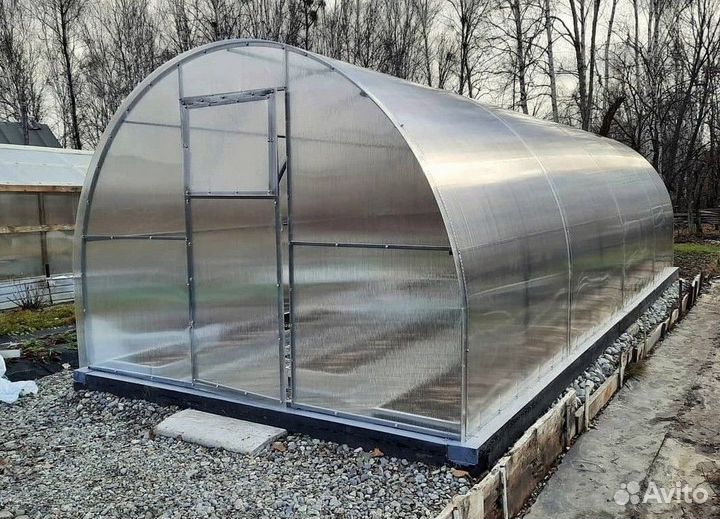 Теплица из поликарбоната