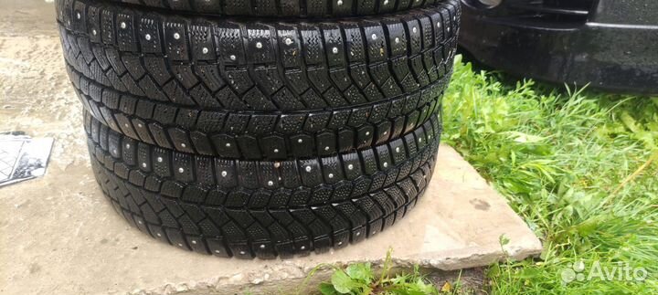 Viatti Brina Nordico V-522 195/65 R15 91T