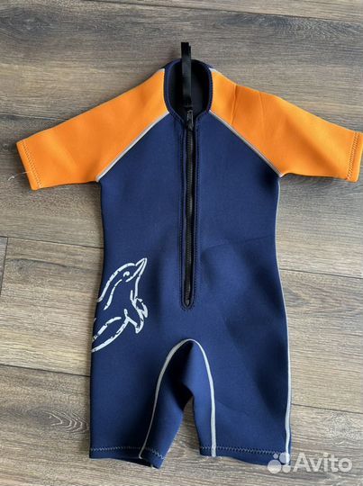 Гидрокостюм детский из неопрена 104 см новый