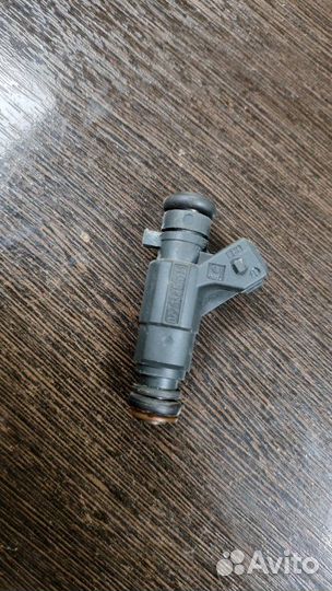 Форсунка топливная Volkswagen Touareg 1 4.2 2006