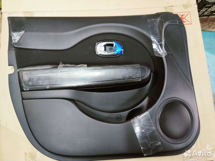 Kia Soul 2014 - 2019 Обшивка двери передней левой