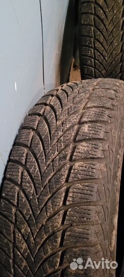 Goodyear UltraGrip Ice 2 195/65 R15