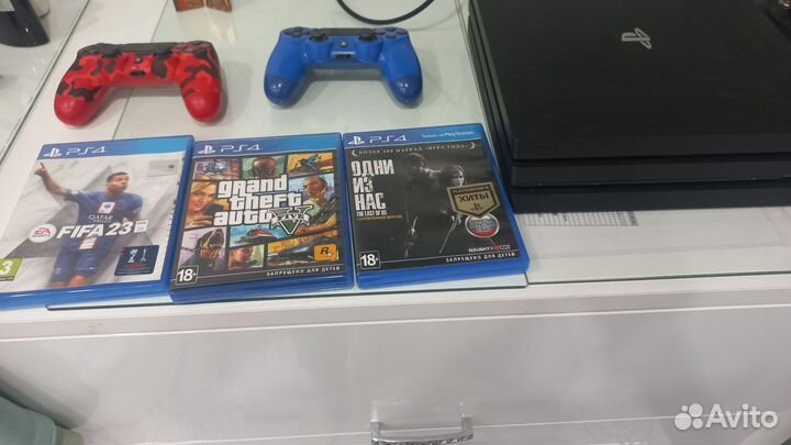 Sony playstation 4 PS4 pro 1tb с играми