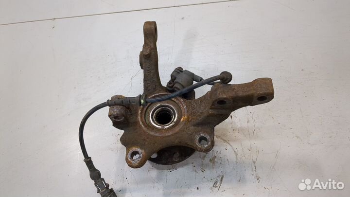 Ступица (кулак, цапфа) левая передняя Opel Meriva, 2005