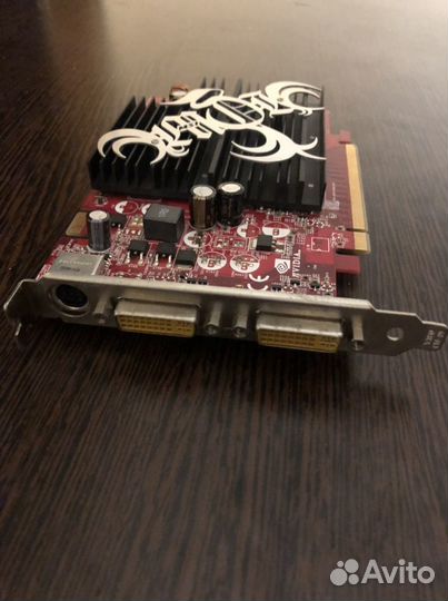 Видеокарта MSI GeForce 7300