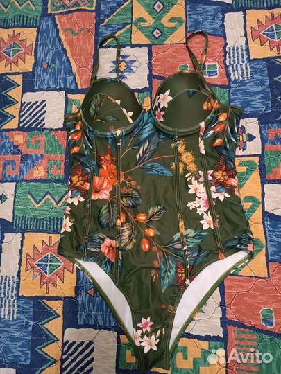 Купальник слитный с парео