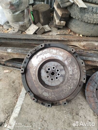 Маховик на Валдай ммз