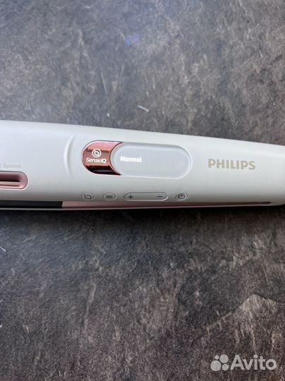 Выпрямитель для волос Philips BHS830