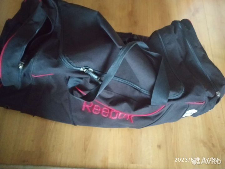 Хоккейные баулы Reebok 8k,14k на колесах
