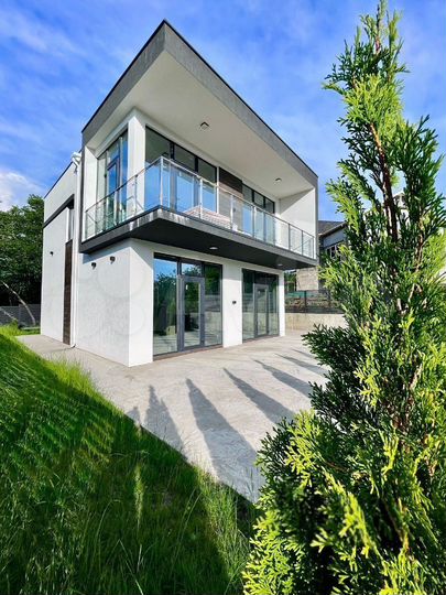 Дом 160 м² на участке 6 сот.