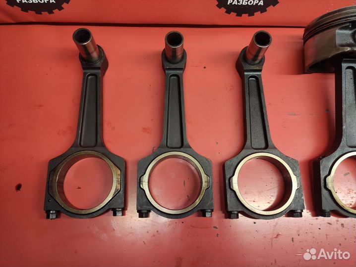 Поршень и шатун Jaguar XJ8; XK8 4.0 AJ26