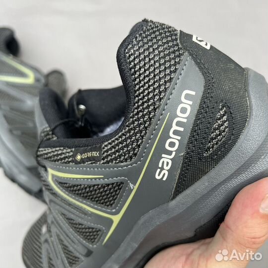 Треккинговые кроссовки salomon 44 euro