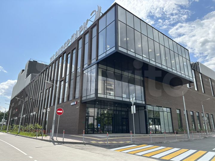 Торговое помещение 2500 м²