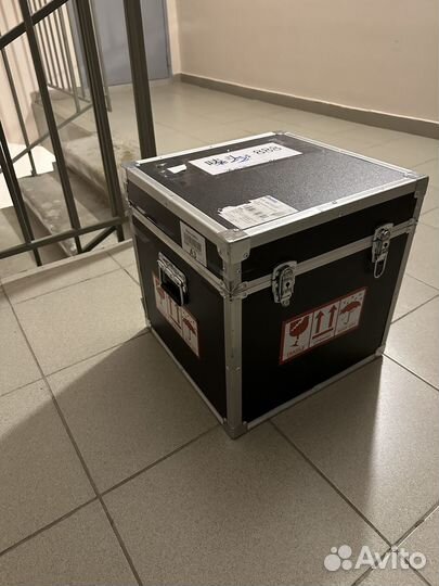 Ящик для хранения оборудования или перевозки
