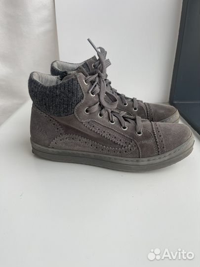 Ботинки 37 размер