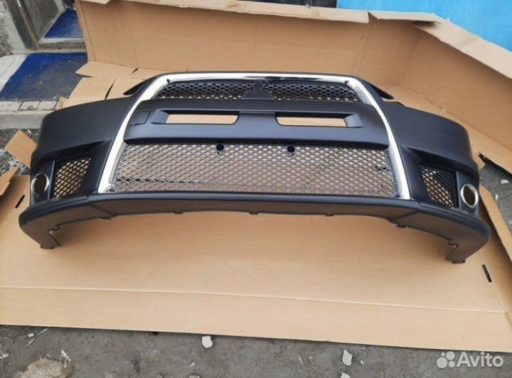 Бампер Mitsubishi Lancer 2007-2015 EvoStyle