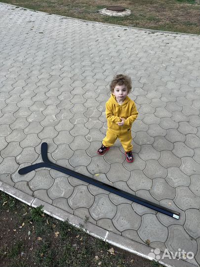 Клюшка хоккейная