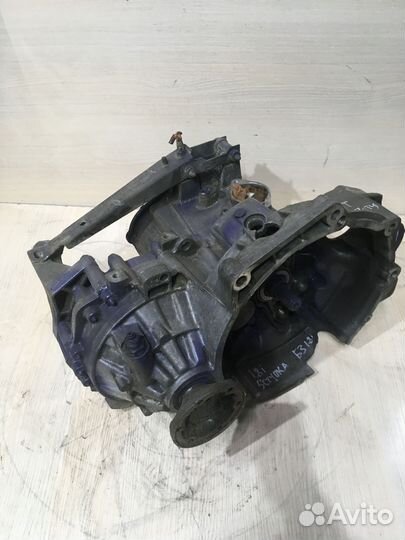 Коробка передач Фольксваген пассат Б3 1.8 5 ступка