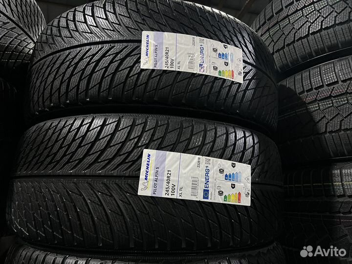 Michelin Pilot Alpin 5 275/35 R21 и 245/40 R21 102V