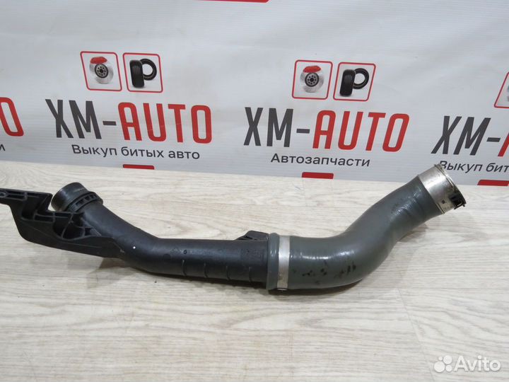 Патрубок интеркулера Renault Duster