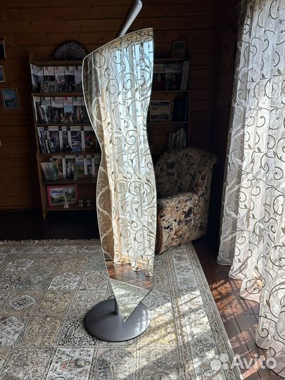 Зеркало напольное