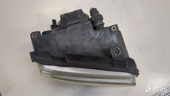 Фара (передняя) правая Audi A4 (B5)