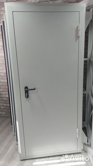 Дверь противопожарная EIS-60