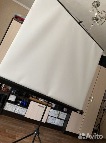 Экран +храмокей