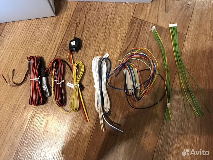 ZTC-720i спутниковая охранно-поисковая система