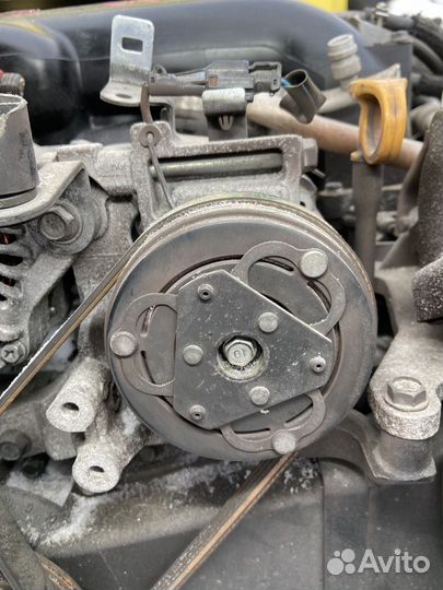 Компрессор кондиционера Subaru Impreza GH8 73111FG