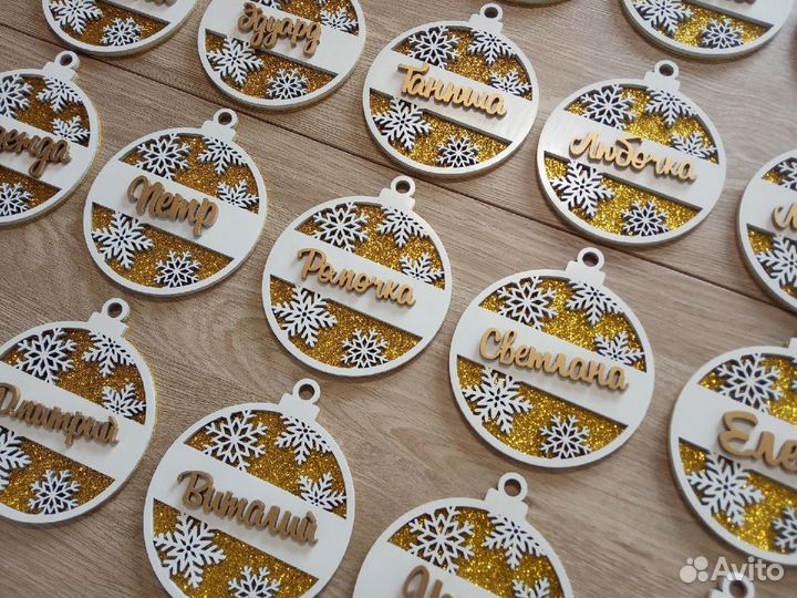 Новогодние игрушки, драконы, елочные игрушки