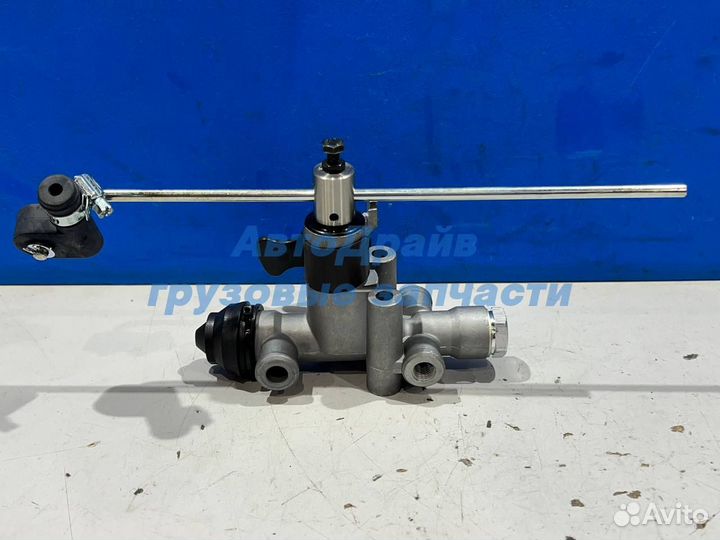 Кран уровня пола прицепа Fruehauf